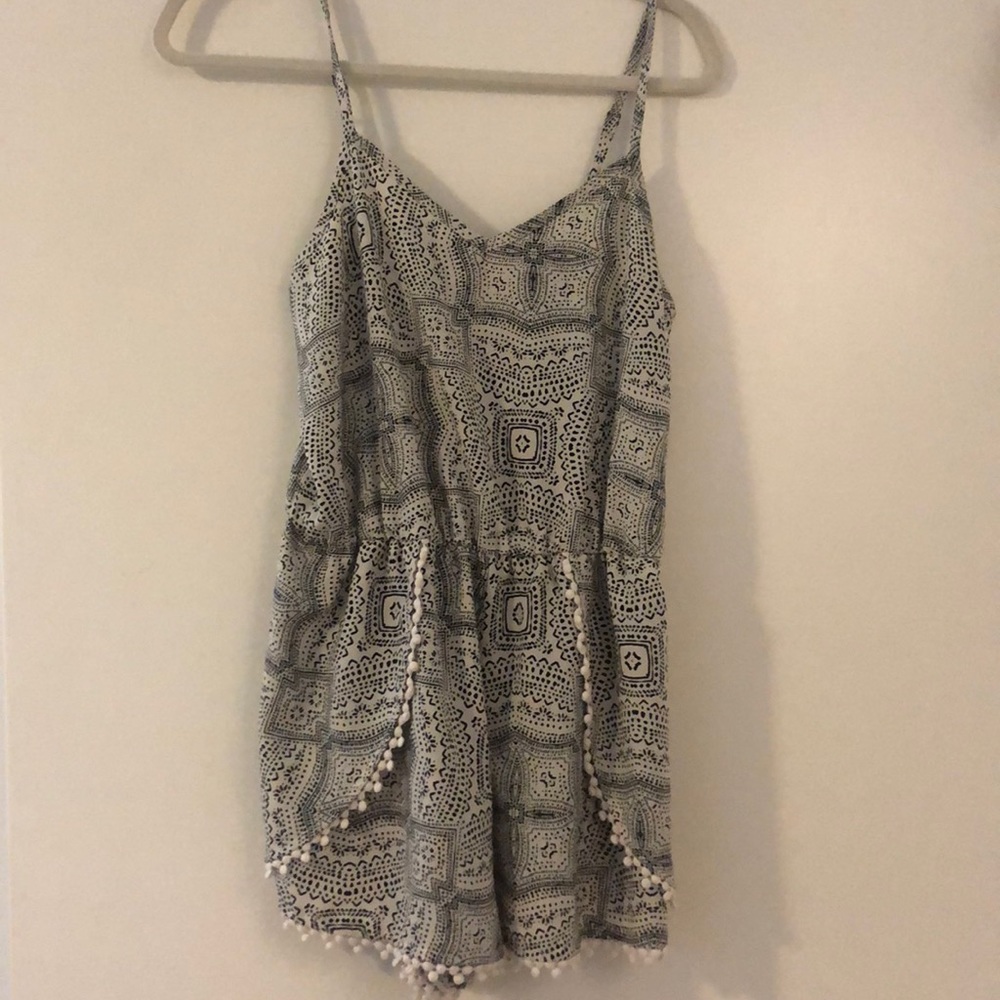 Black & white patterned romper